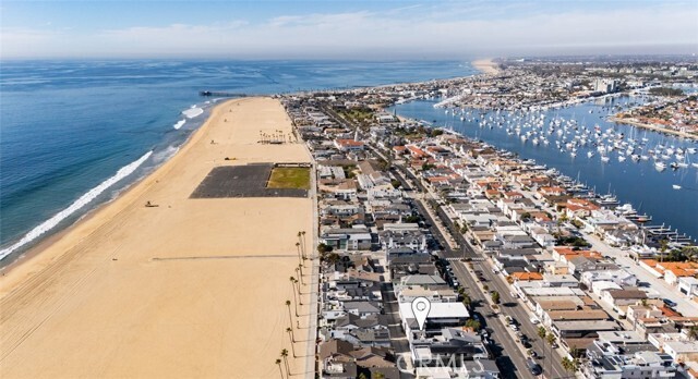 Building Photo - 1113 W Balboa Blvd Rental