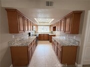 Photo - 2063 Charle St