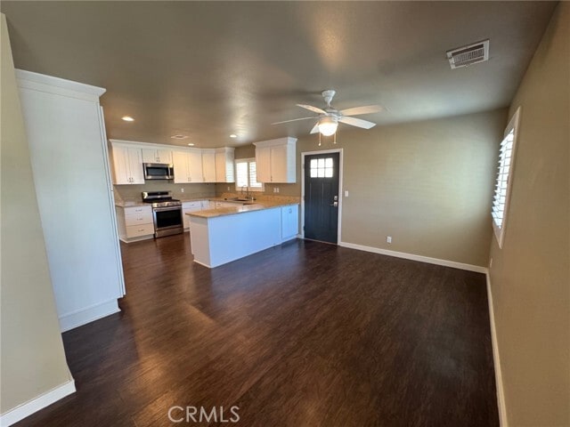 Photo - 23843 Hayes Ave