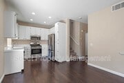 Photo - 43093 Teramo St