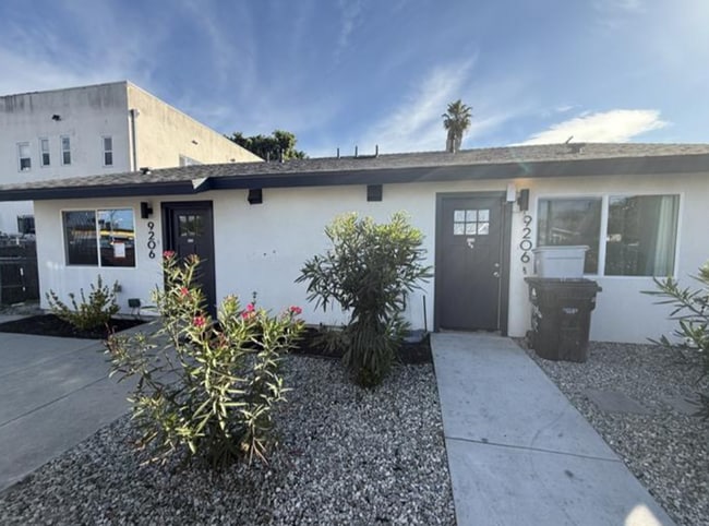 Building Photo - 9206-9204 S San Pedro St Unit 9204 S San Pedro St