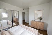 Photo - Bonnie Brae Apartments