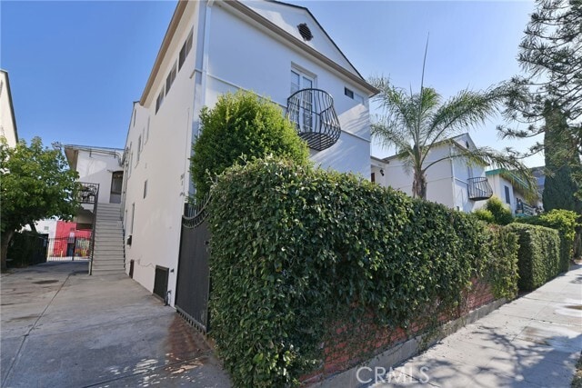 Photo - 7929 Blackburn Ave Townhome