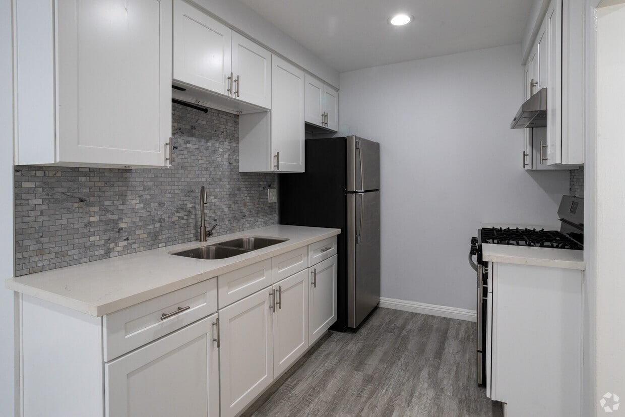 3D Tour - Mediterranean Apartments