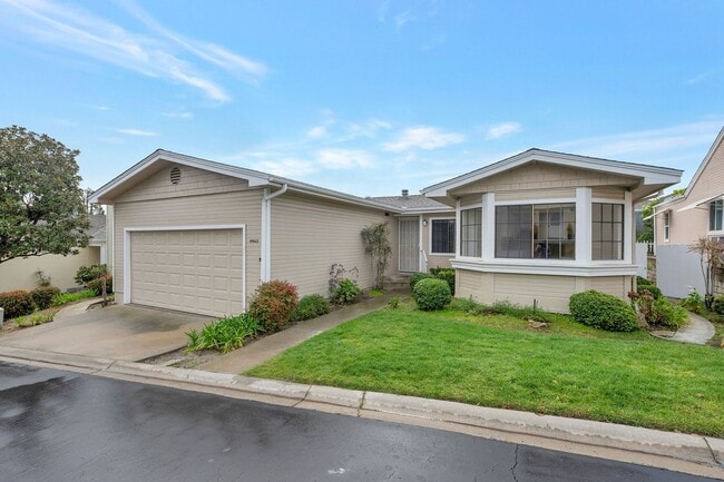 Photo - Amazing gated community 55+ 2bed 2bath