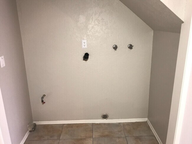 Photo - COMING SOON! 2 Bedroom / 2 Bathroom Townhome in San Bernardino w/ Garage!