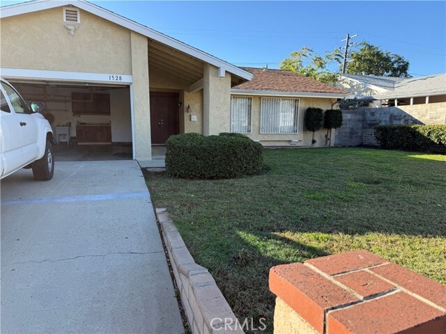 Building Photo - 1528 E Raymond St