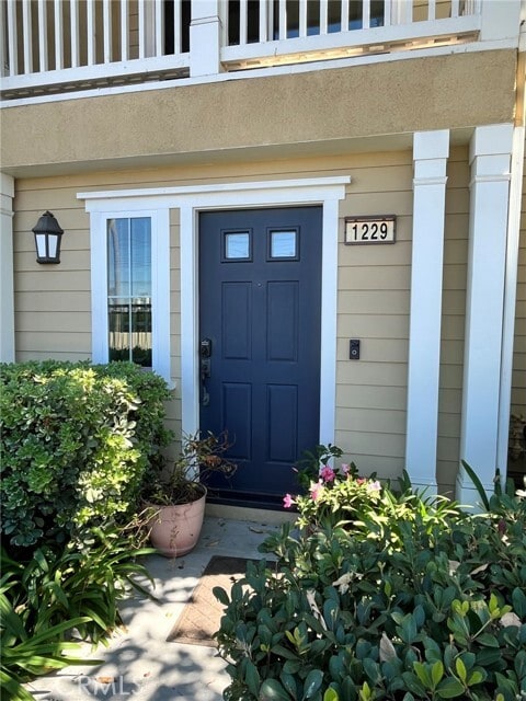 Building Photo - 1229 Abelia Rental