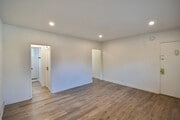 Photo - 5117 Laurel Canyon Blvd Apartment Unit L