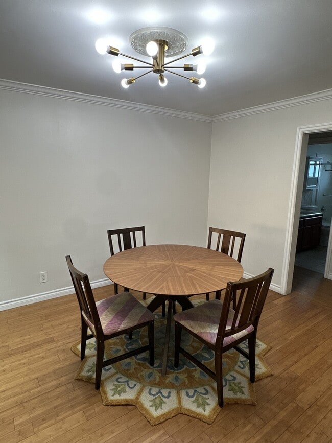 Photo - 5138 W 141st St