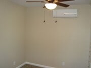 Photo - 615 E 2nd St Unit B