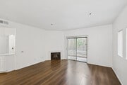 2BR, 2BA - 1,150SF - Living Room - Dicken's Court Apartments