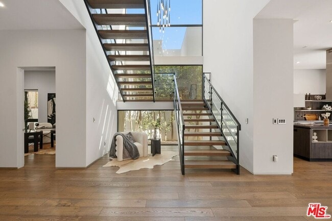 Photo - 6252 Drexel Ave