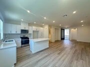 Photo - 4 bedroom home for leasing in Chino