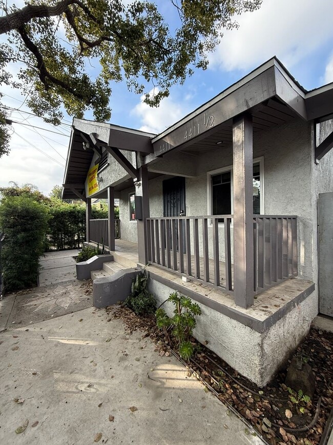 Building Photo - 142 Unit 4411