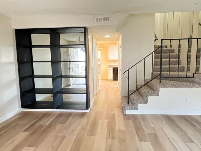 Photo - Spacious 2 bedroom, 1.5 bath townhouse for...