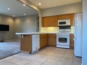 Photo - 610 Sunrise Dr