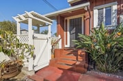Photo - 2825 Redwood St