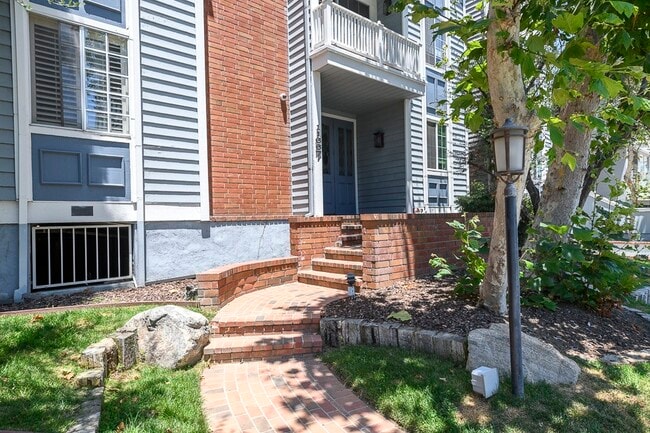 Photo - 11667 Gorham Ave