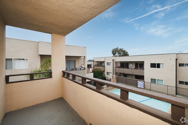 2BR, 1BA - 1,100SF - Balcony - Briarcrest Apartments