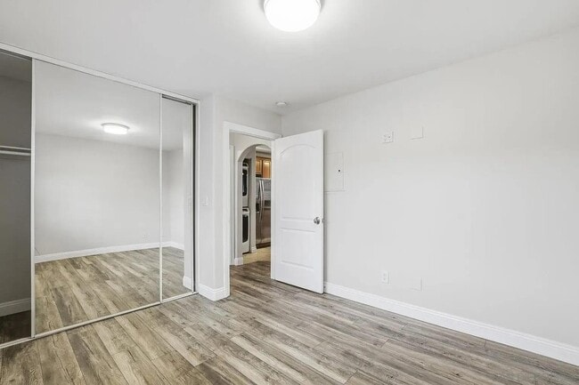 Photo - 800 N Mollison Ave