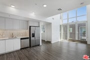 Photo - 5750 Hollywood Blvd Apartment Unit 737
