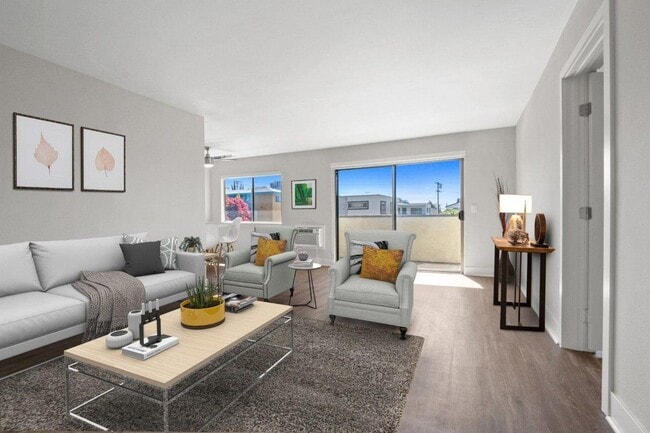 Photo - Palm Capri Apartments