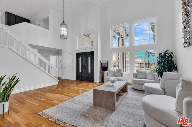 Photo - 3225 Futura Point