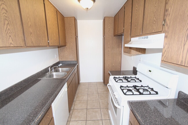 Photo - 5421 Kester Ave Unit Kester Apartments