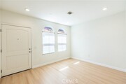 Photo - 111 E McLean St