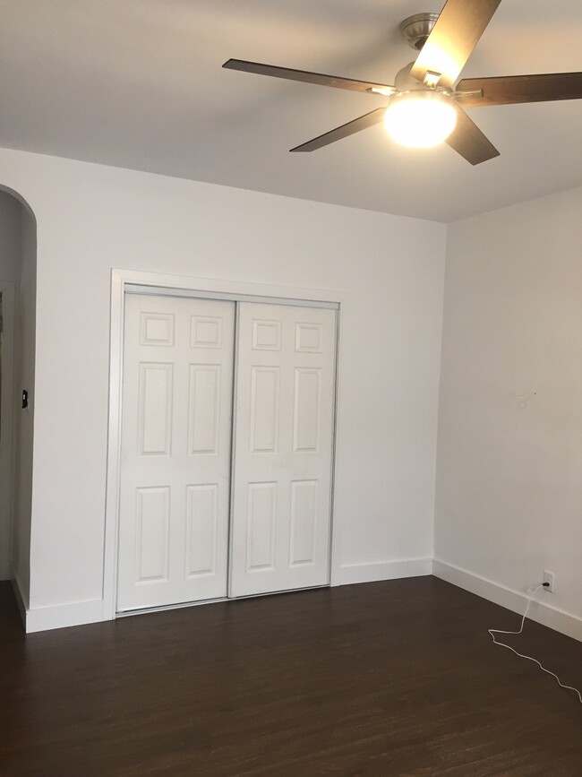 Photo - 845 Normandie Ave Unit 17