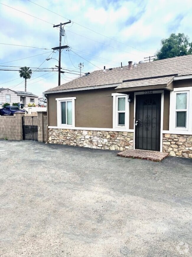 Building Photo - El Prado Unit 2384 Rental