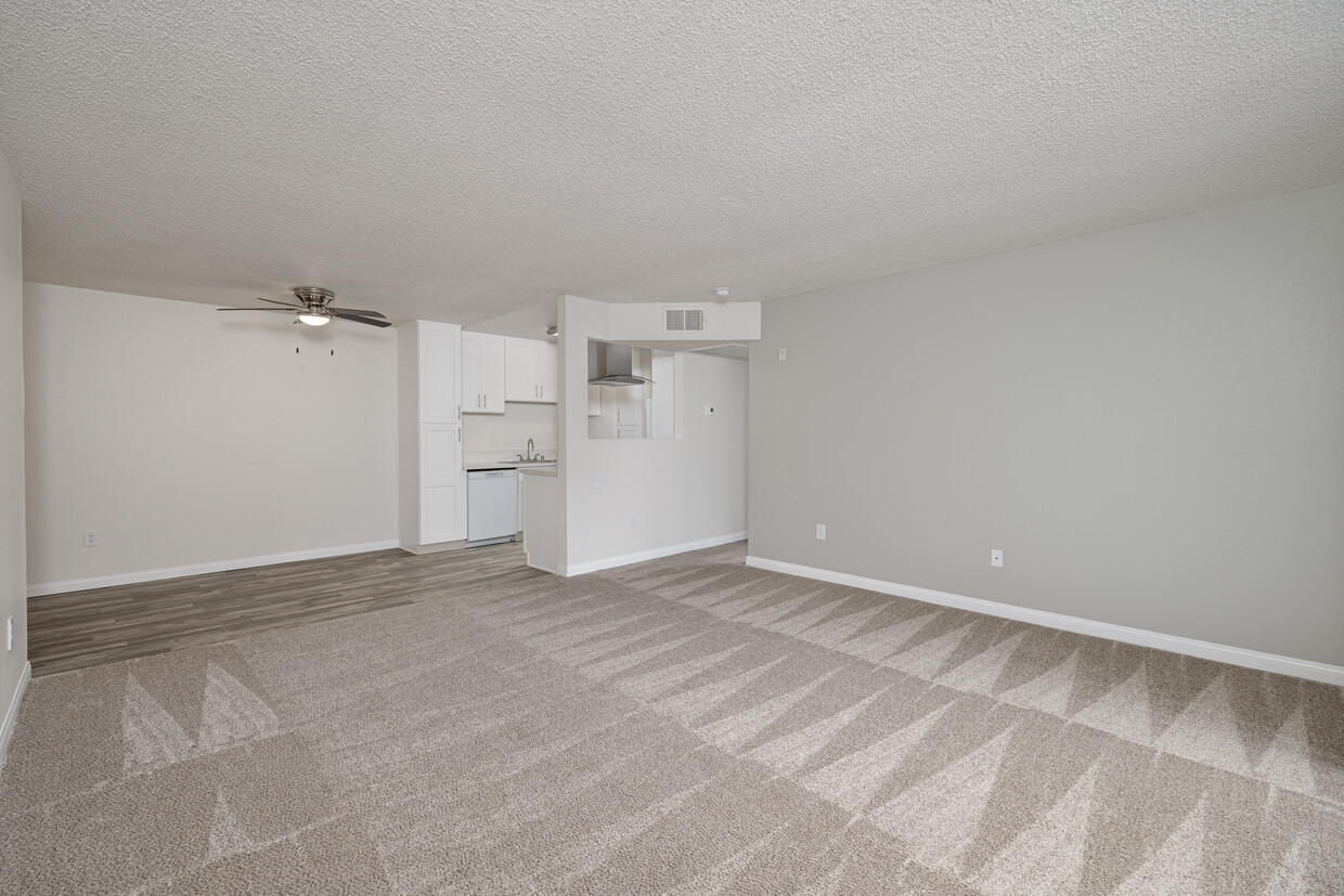 3D Tour - Creekside Village Apartments