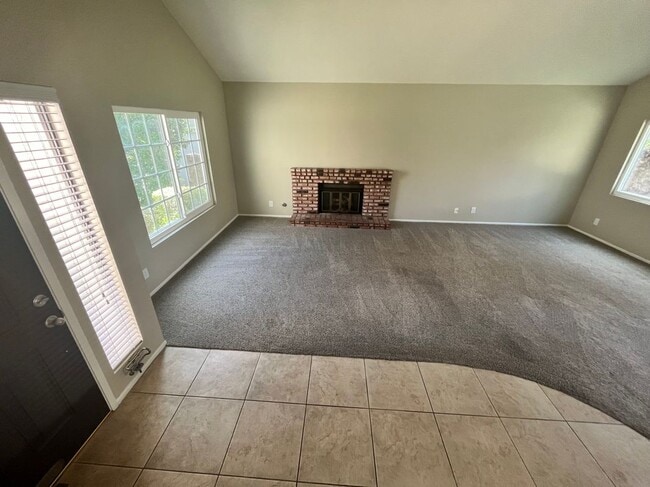 Photo - 2265 Jasmine Ave