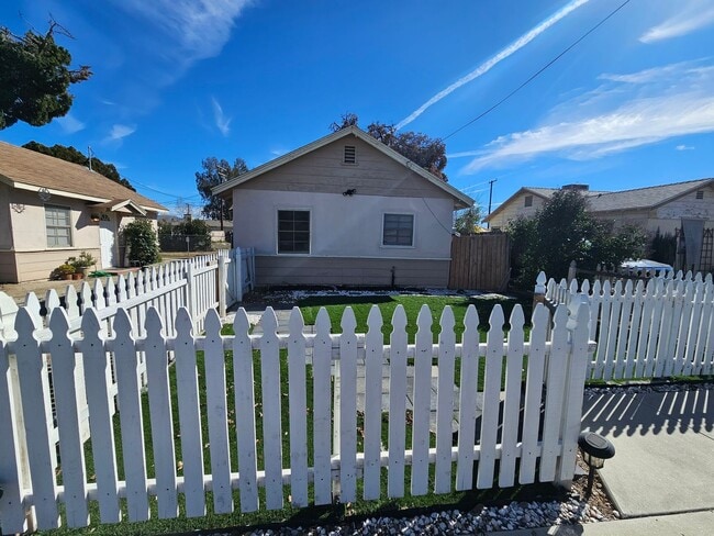 Photo - 1+ 1 Bed 1 Bath Cottage in San Jacinto $1425.00