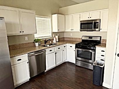 Photo - 69507 Northampton Ave