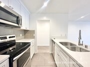 Photo - 724 N W Knoll Dr Unit 107
