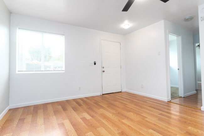 Photo - 2520 Fenton Pl Unit 2520 Fenton C