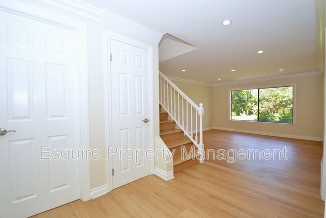 Photo - 6713 Singletree Ln