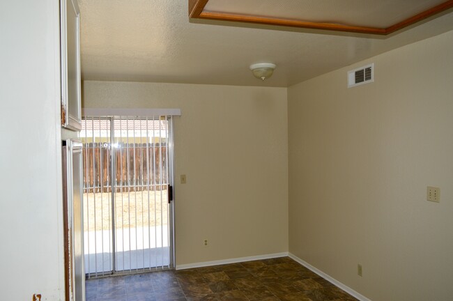 Photo - 11249 Heathrow Dr