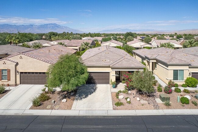 Photo - 81363 Corte Compras