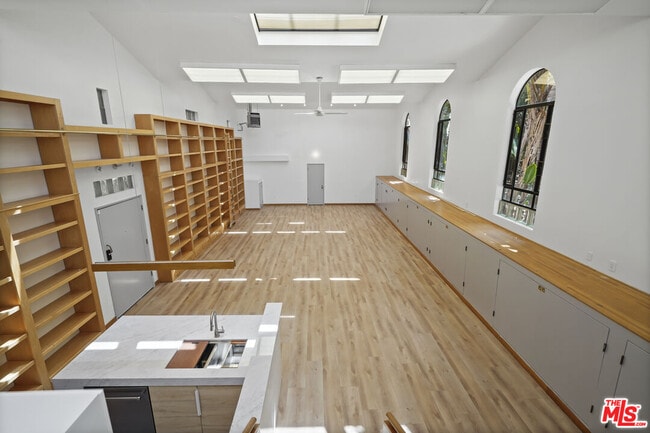 Photo - 28828 Selfridge Dr