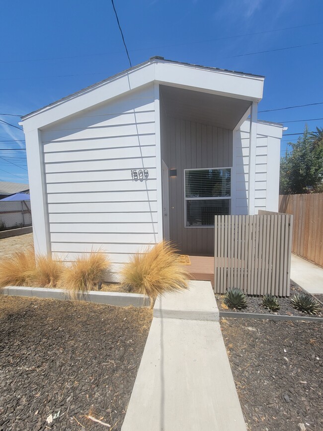Photo - 1509 W 65th Pl House Unit 1509