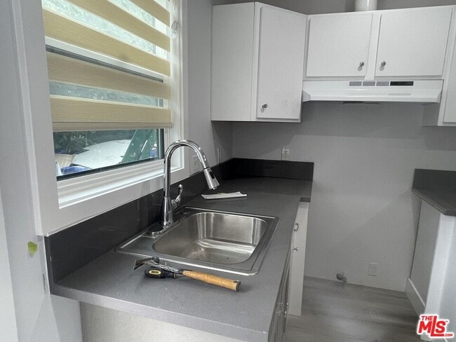 Photo - 6206 Mayfield Ave