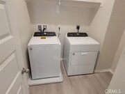 Photo - 2058 Bergamot St