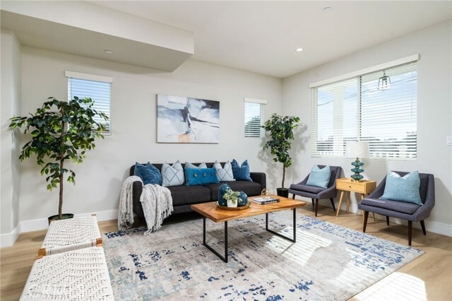 Photo - 800 N Amelia Ave