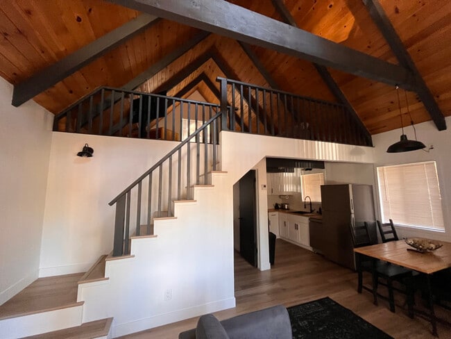 Photo - 344 W Aeroplane Blvd