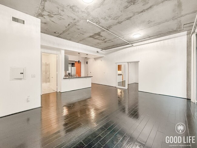 Photo - Modern 1BR/2BA Condo with 2 Parking Spaces...