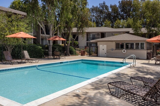 Photo - Casa Monterey Apartments