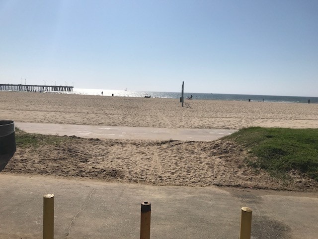 end of walk street - 41 28th Ave